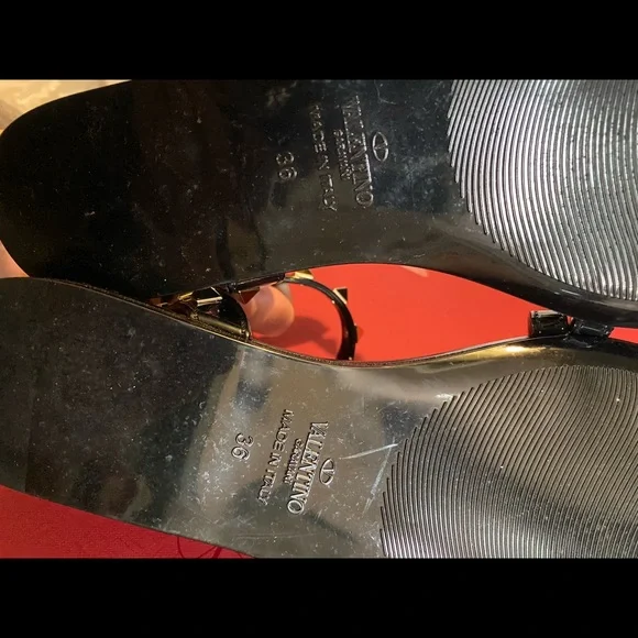 Valentino Rockstud Jelly T-Strap Sandals Black PVC Women's Size 36 - Picture 4 of 7